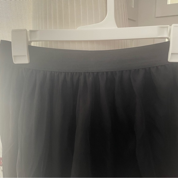 Over Kleshas Beautiful Floral Tulle Overlay Skirt - Picture 8 of 15